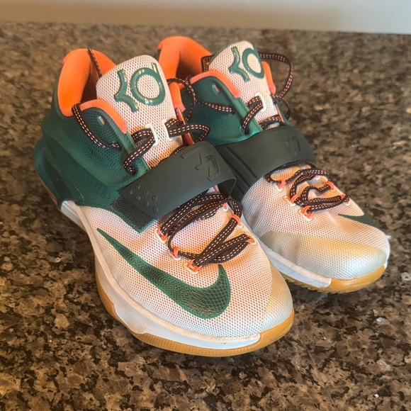 Nike air zoom KD 7 VII Easy Money White Green Size 9 Sneakers EUC - Picture 1 of 17